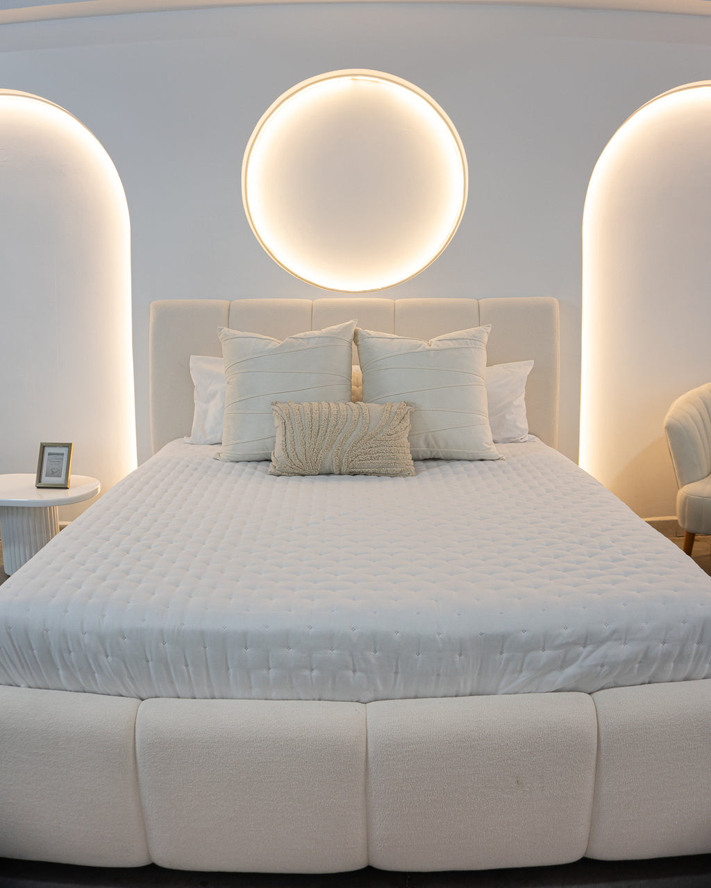 CAMA MINIMALISTA