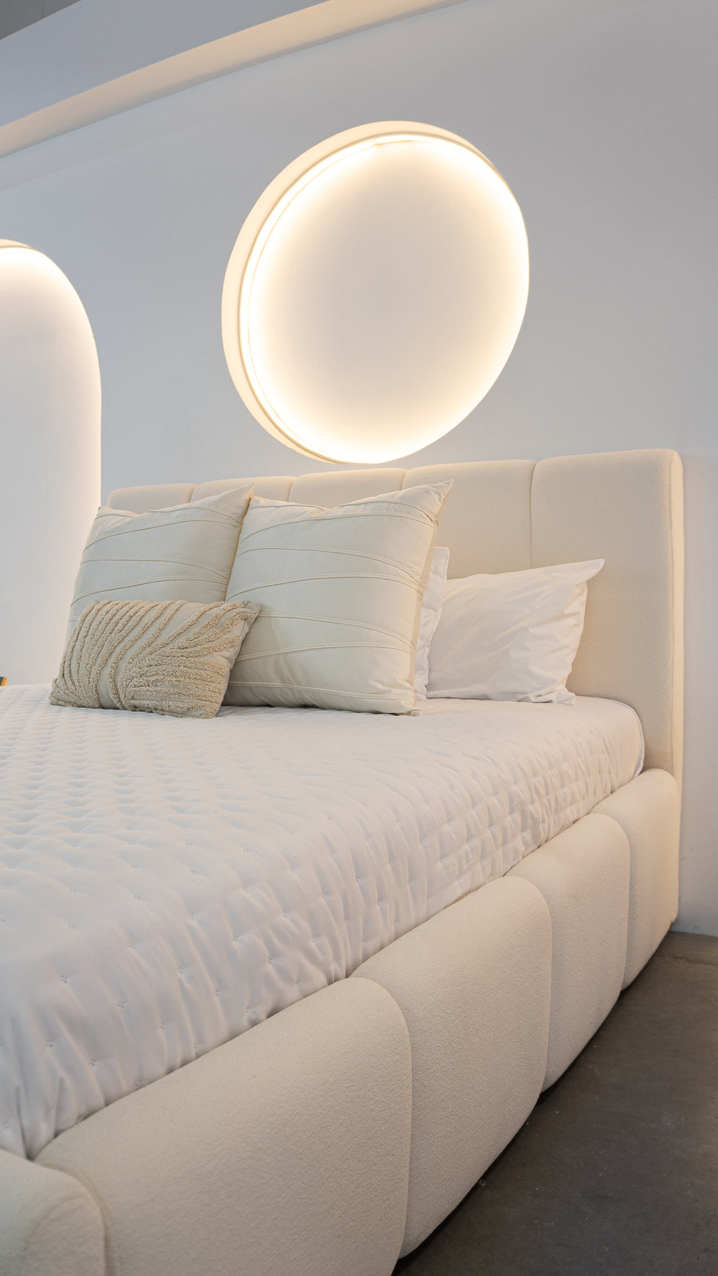 CAMA MINIMALISTA